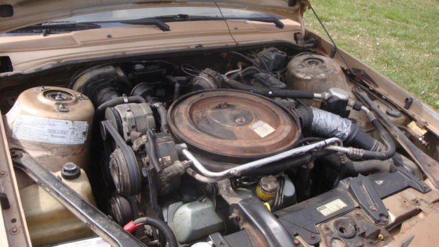 1985 Oldsmobile Cutlass LS Sedan 4-Door - photo 12