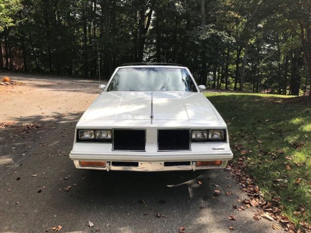 1985 Oldsmobile Cutlass Salon - photo 10