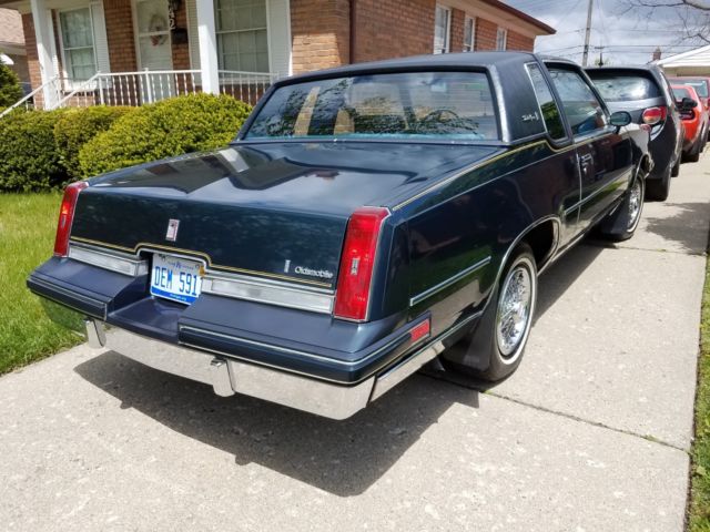 1985 Oldsmobile Cutlass Brougham - photo 3