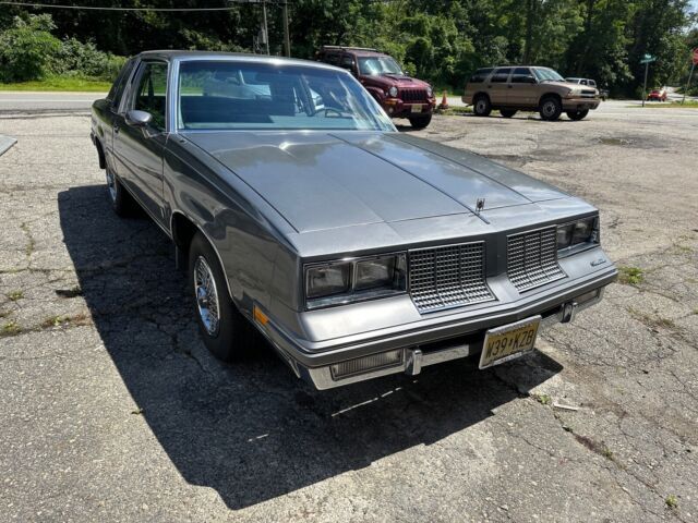1985 Oldsmobile Cutlass BROUGHAM - photo 3