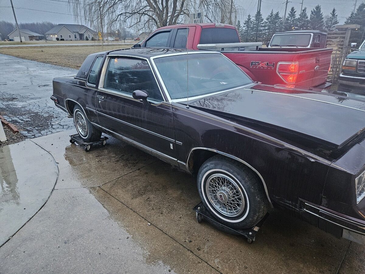 1985 Oldsmobile Cutlass BROUGHAM - photo 4