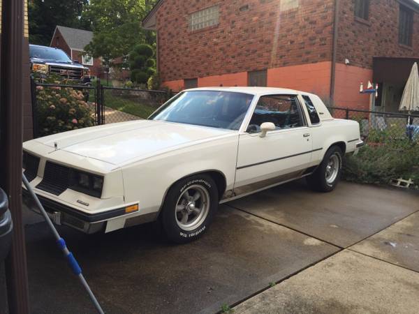 1985 Oldsmobile Cutlass Supreme - photo 3