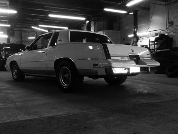 1985 Oldsmobile Cutlass Supreme - photo 8