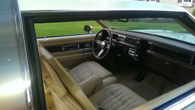 1985 Oldsmobile Toronado Caliente - photo 4