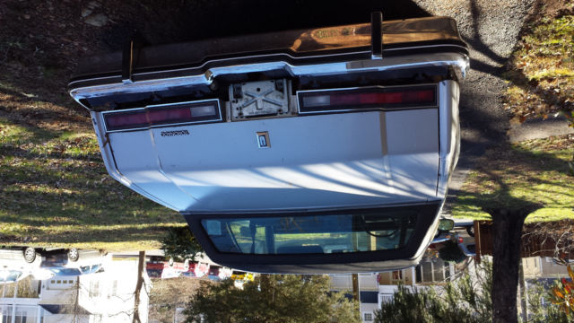 1985 Oldsmobile Toronado - photo 3