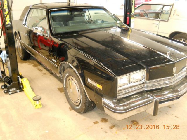 1985 Oldsmobile Toronado 35 K ORIGINAL MILES !! - photo 3