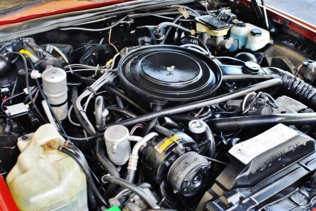 1985 Oldsmobile Toronado Brougham Convertible - photo 7