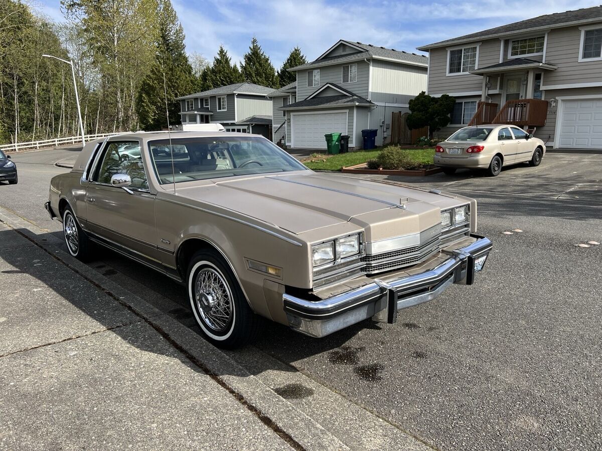 1985 Oldsmobile Toronado BROUGHAM - photo 7