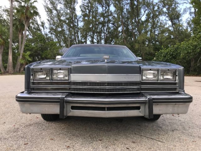 1985 Oldsmobile Toronado Caliente - photo 2