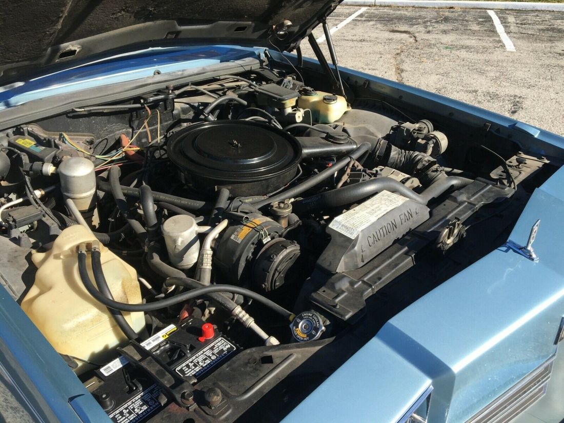 1985 Oldsmobile Toronado BROUGHAM - photo 10