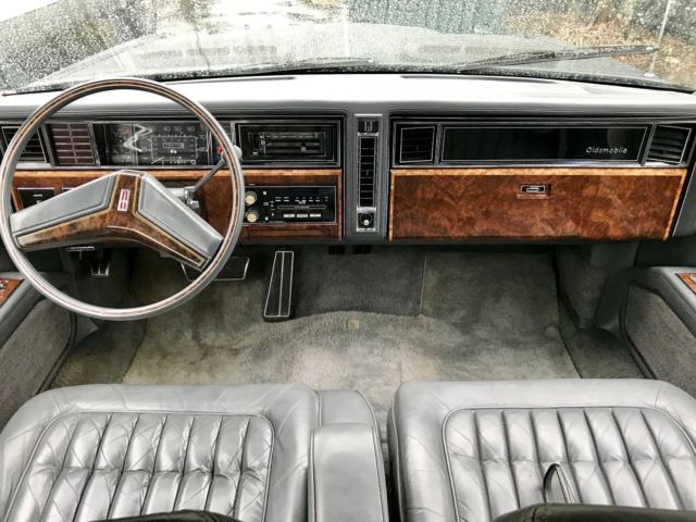 1985 Oldsmobile Toronado - photo 11