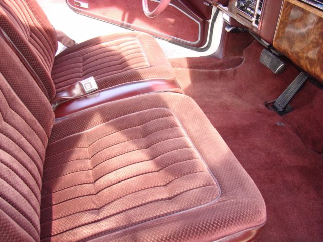 1985 Oldsmobile Toronado Brougham - photo 12