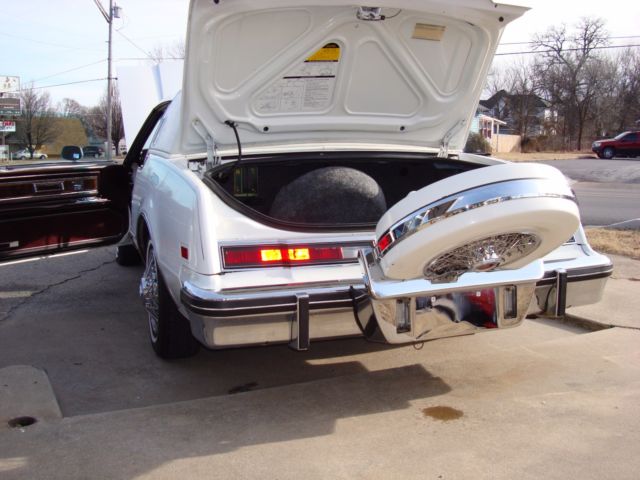 1985 Oldsmobile Toronado Brougham - photo 7