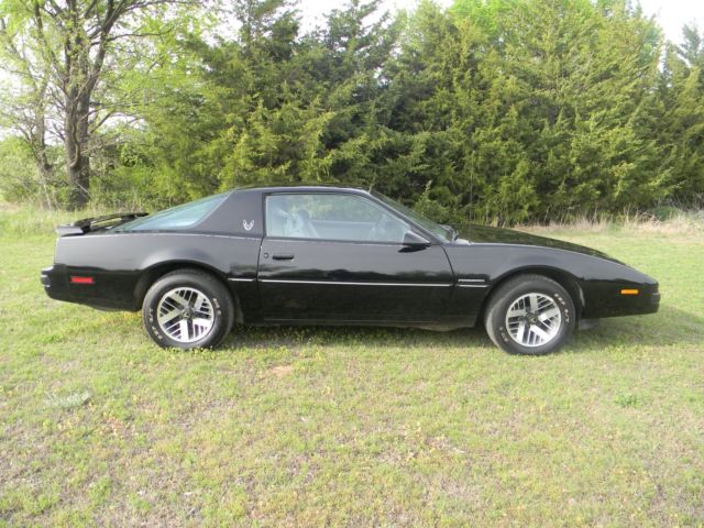 1985 Pontiac Firebird BLACK - photo 5