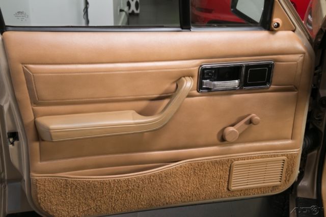 1985 Jeep Cherokee Pioneer - photo 6