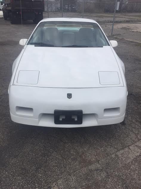 1985 Pontiac Fiero - photo 3