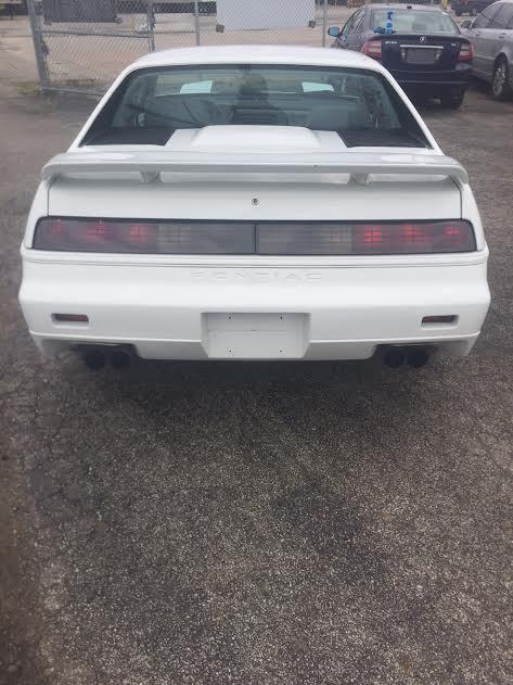 1985 Pontiac Fiero - photo 5
