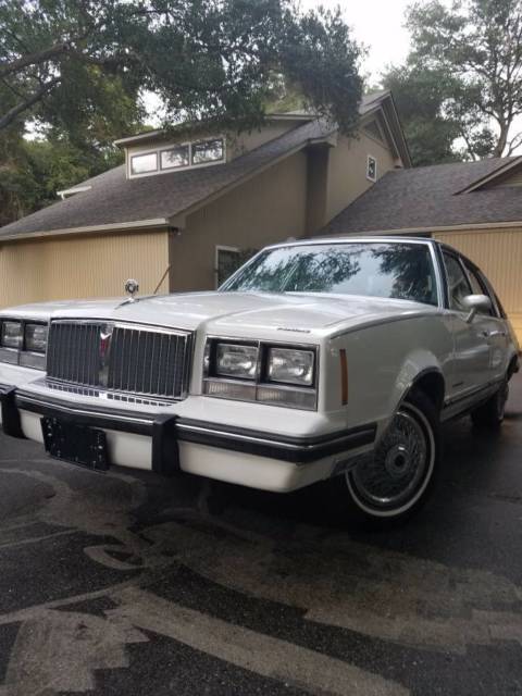 1985 Pontiac Bonneville 1985 Pontiac Bonneville Brougham