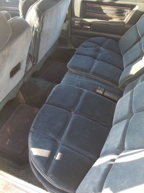 1985 Pontiac Bonneville Brougham - photo 9