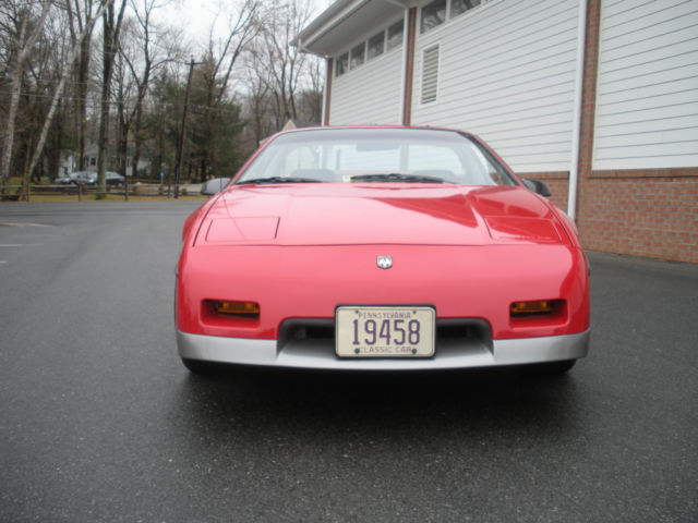 1985 Pontiac Fiero - photo 8