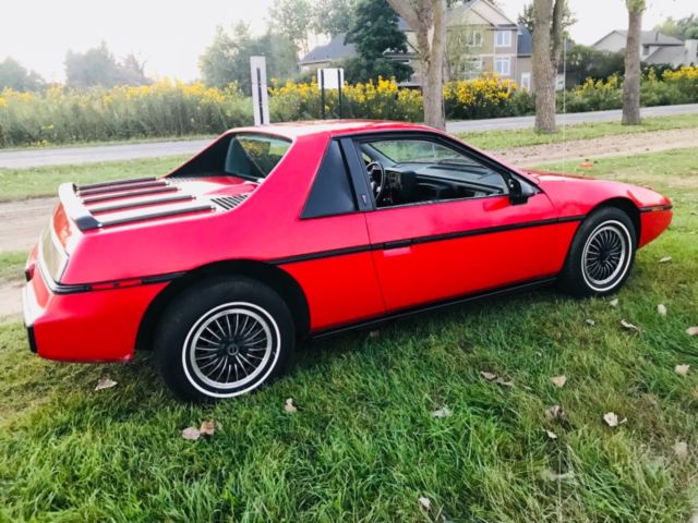 1985 Pontiac Fiero 2M4 - photo 5
