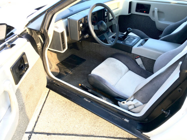 1985 Pontiac Fiero 25K MILES! - photo 7