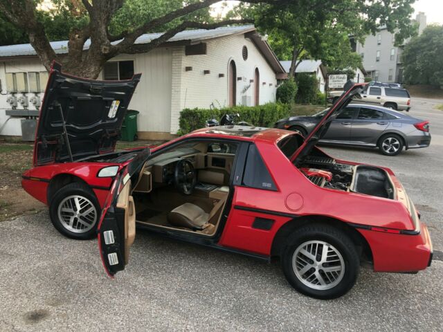 1985 Pontiac Fiero SE - photo 13
