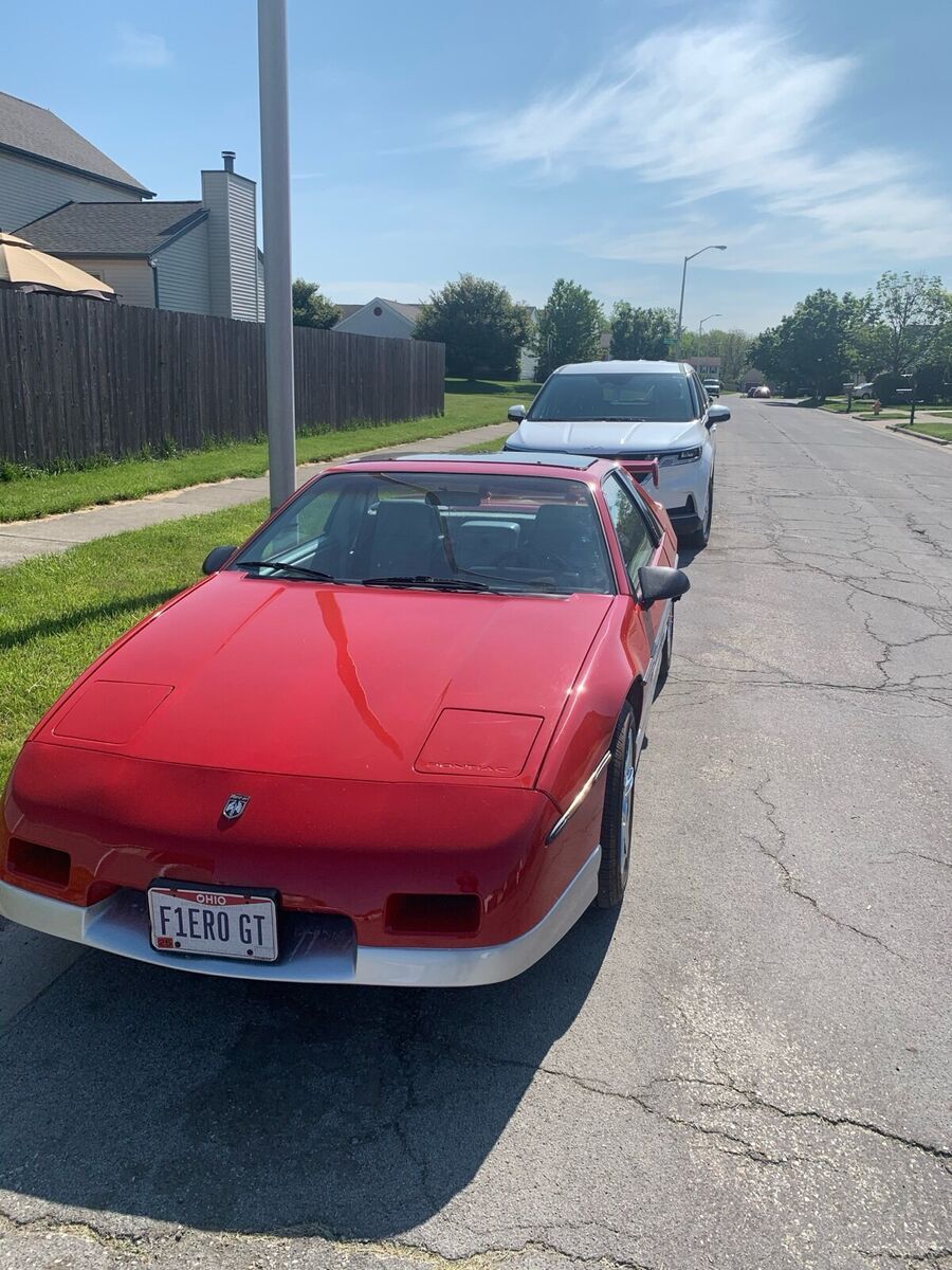1985 Pontiac Fiero GT - photo 4