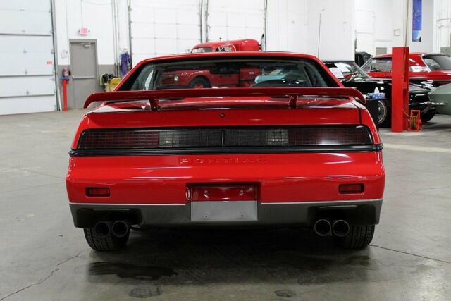 1985 Pontiac Fiero GT - photo 4