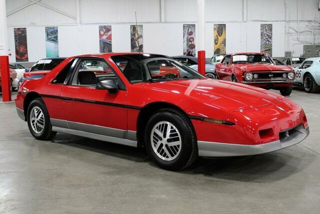 1985 Pontiac Fiero GT - photo 7
