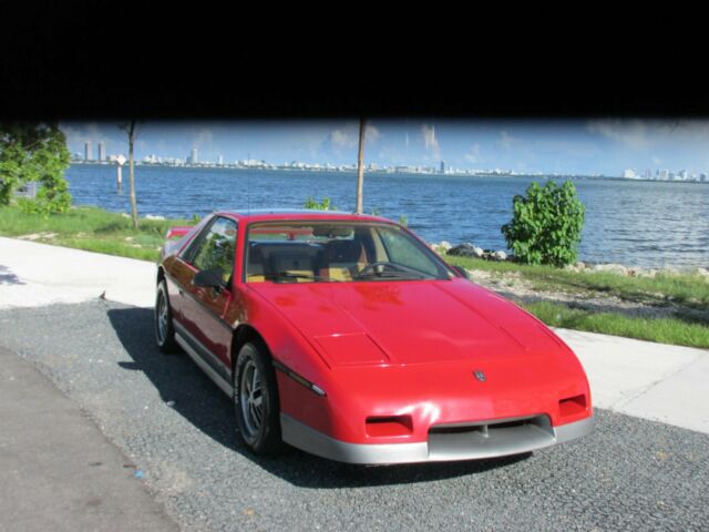 1985 Pontiac Fiero GT