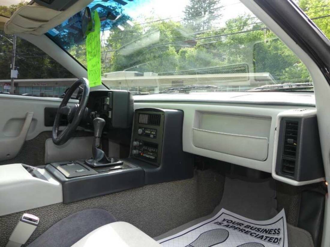 1985 Pontiac Fiero GT 2dr Coupe - photo 10