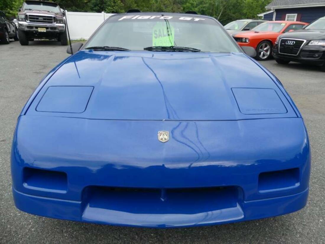 1985 Pontiac Fiero GT 2dr Coupe - photo 2
