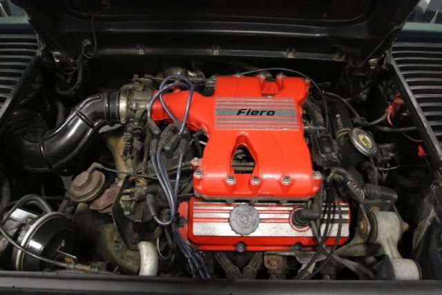 1985 Pontiac Fiero GT - photo 4