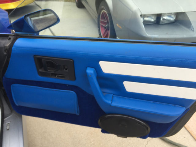 1985 Pontiac Fiero GT V-6 - photo 7