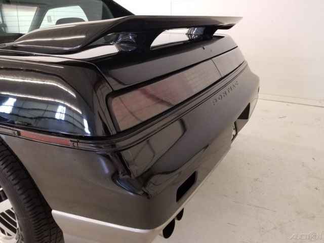 1985 Pontiac Fiero GT 4spd - photo 11