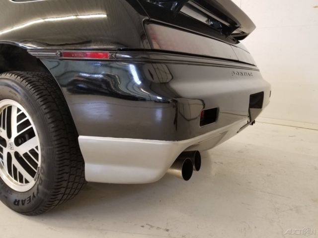 1985 Pontiac Fiero GT 4spd - photo 12