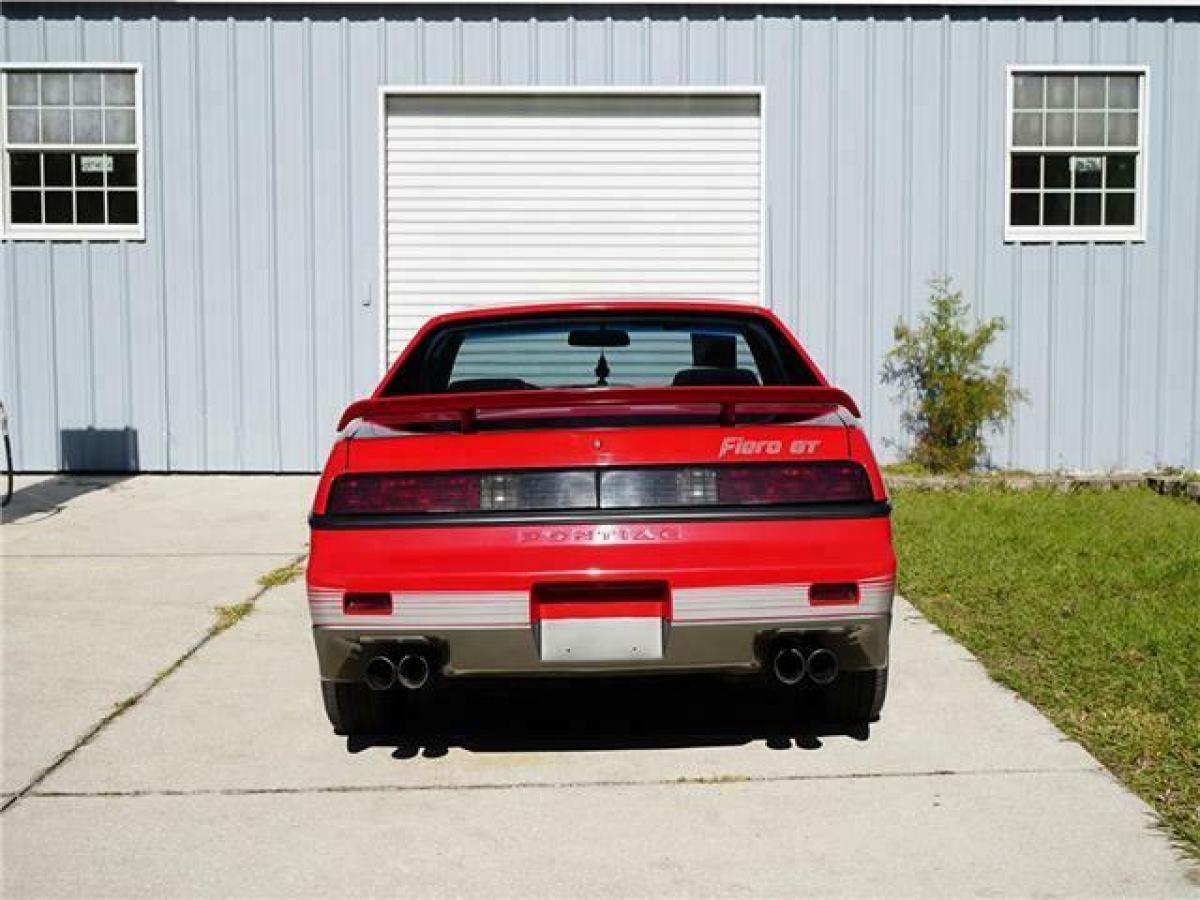 1985 Pontiac Fiero GT - photo 5
