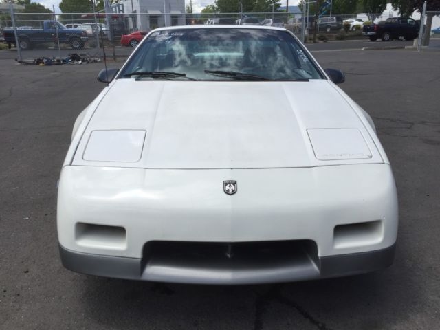 1985 Pontiac Fiero GT V6 - photo 12