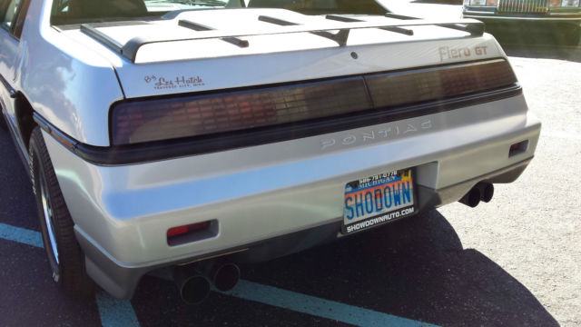 1985 Pontiac Fiero GT - photo 4