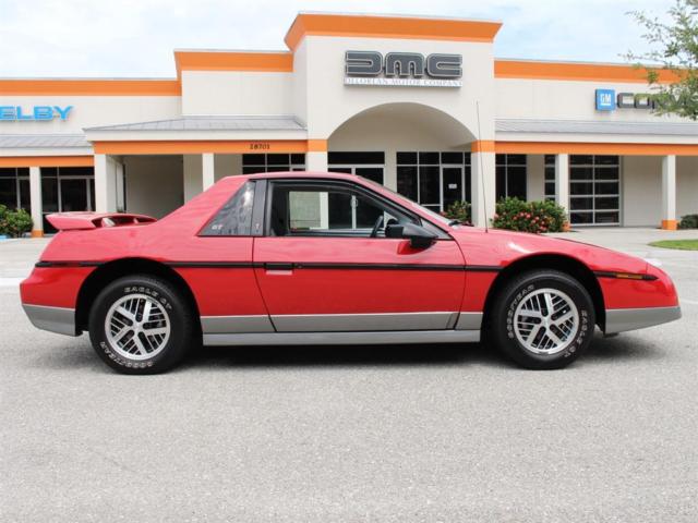 1985 Pontiac Fiero GT - photo 3