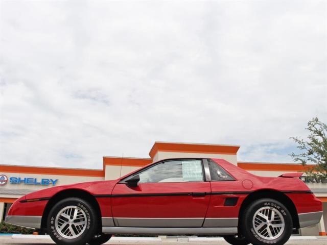 1985 Pontiac Fiero GT - photo 4
