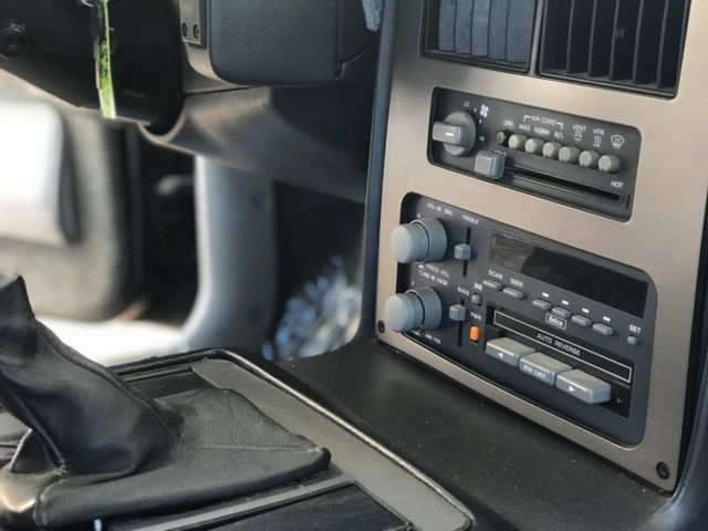 1985 Pontiac Fiero GT Coupe V6 Manual NO RESERVE - photo 12