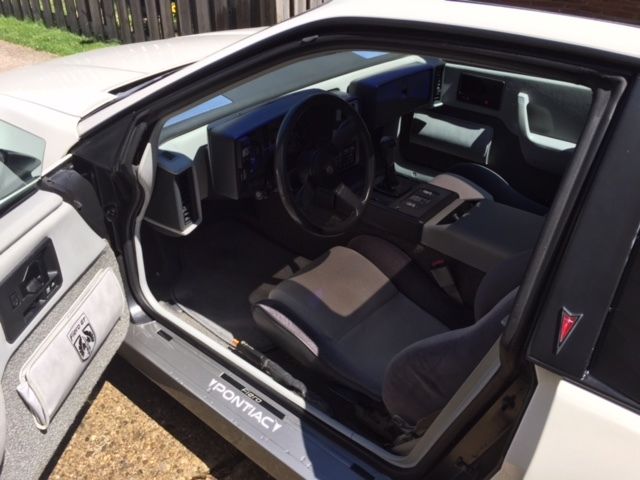 1985 Pontiac Fiero - photo 9