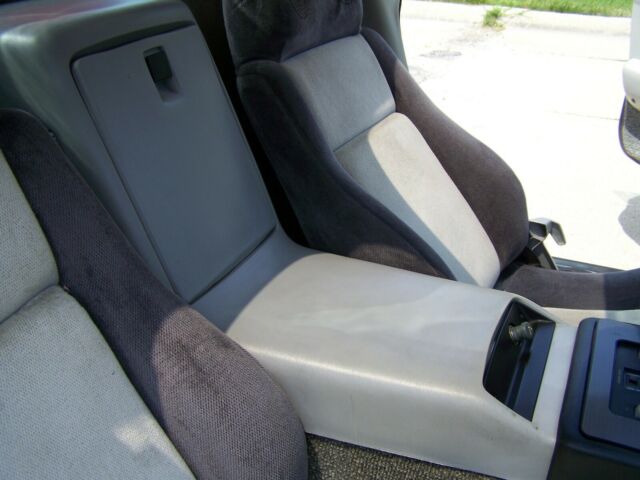 1985 Pontiac Fiero GT - photo 6