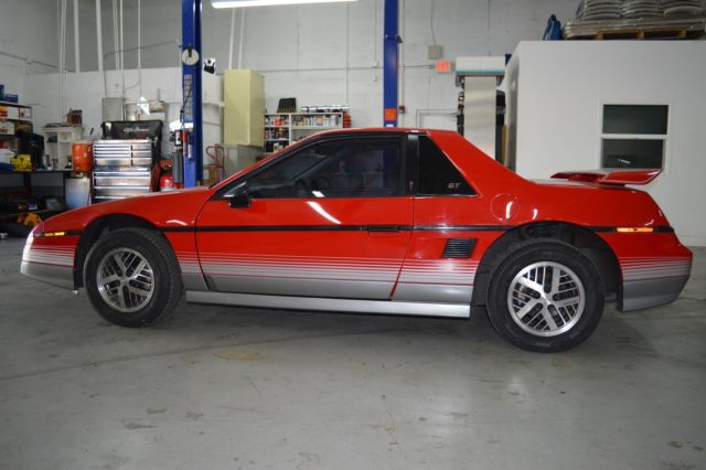1985 Pontiac Fiero WHAT A FIND!!! SUCH A GREAT CAR, MUST HAVE!!! - photo 6