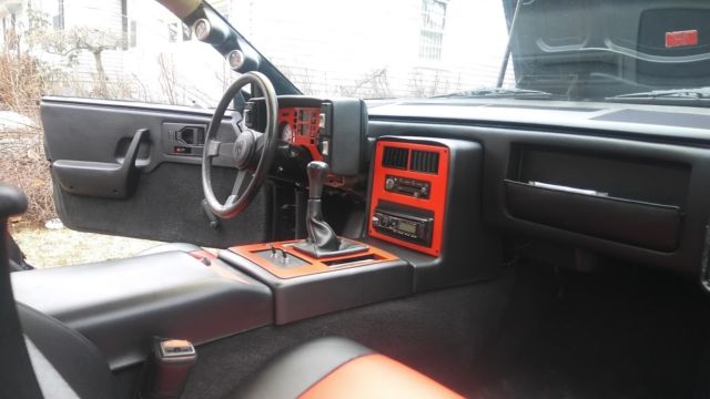 1985 Pontiac Fiero SE - photo 11