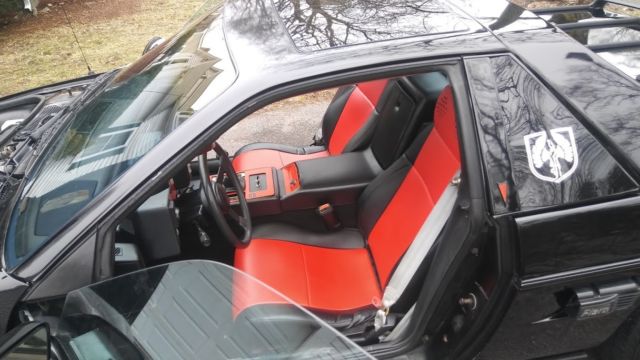 1985 Pontiac Fiero SE - photo 5