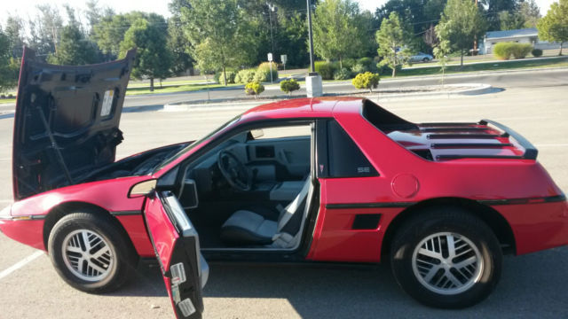 1985 Pontiac Fiero - photo 7