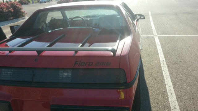 1985 Pontiac Fiero - photo 9